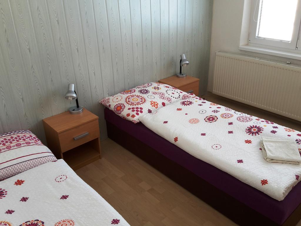 Apartman Bystrica City & Parking Banská Bystrica Eksteriør billede